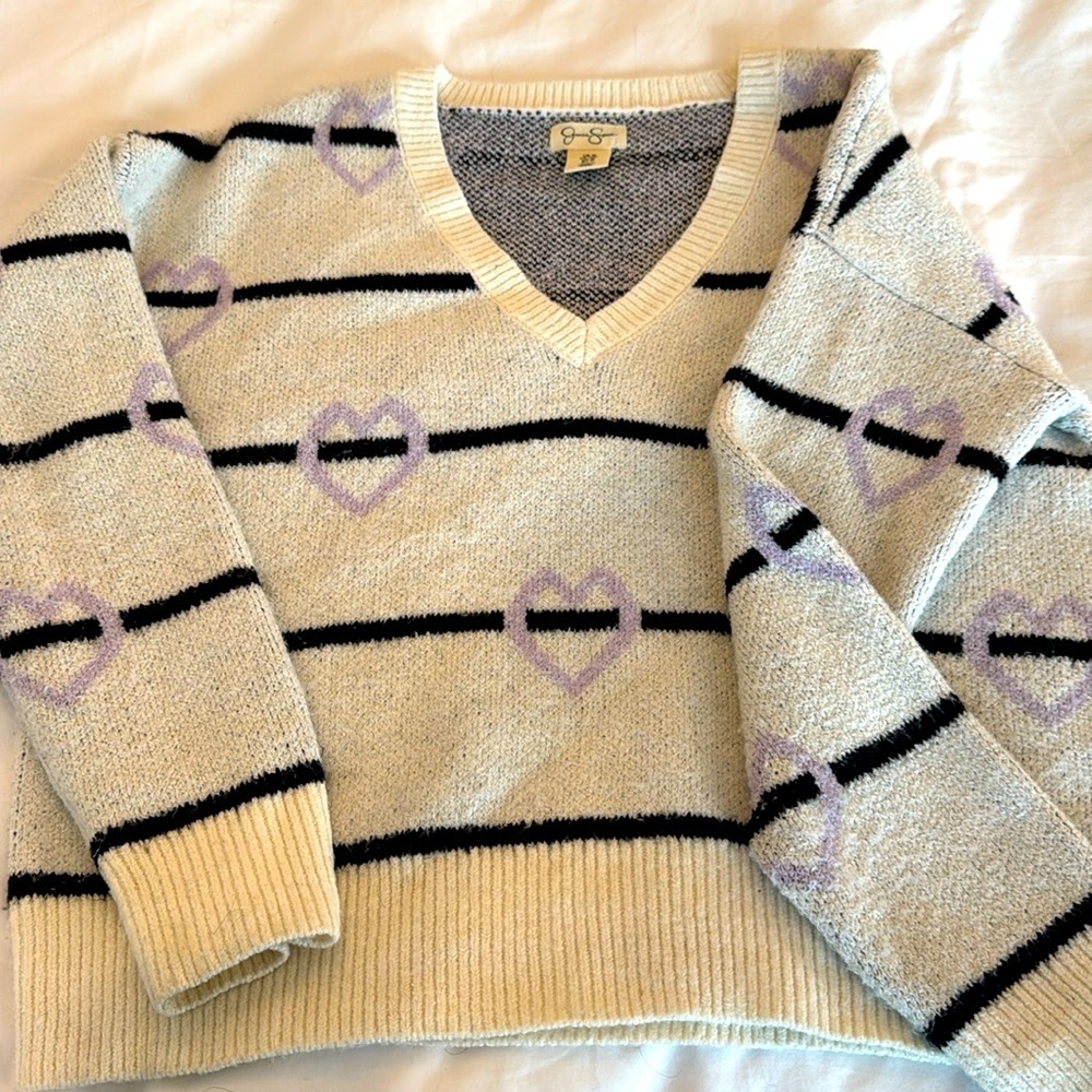 Jessica Simpson Heart print sweater M